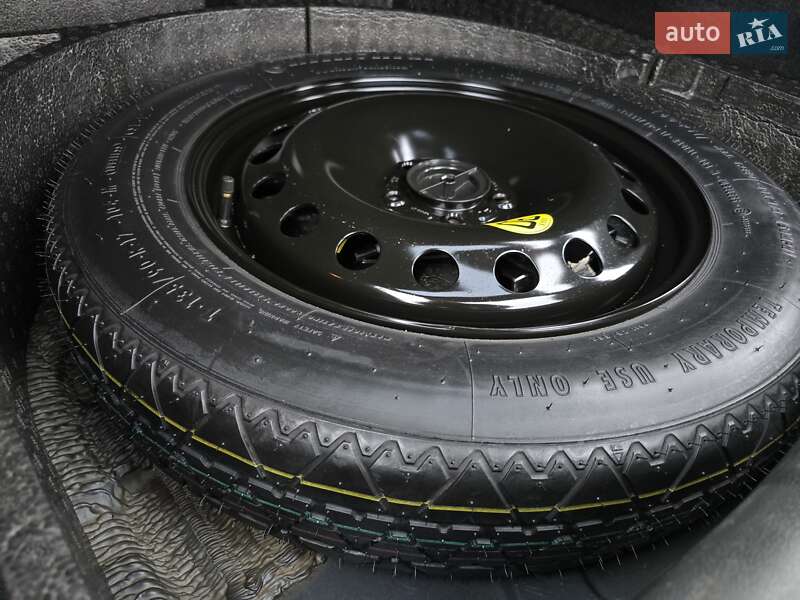 Внедорожник / Кроссовер Ford Kuga 2011 в Калуше