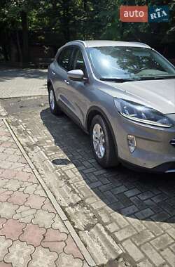 Внедорожник / Кроссовер Ford Kuga 2020 в Чорткове