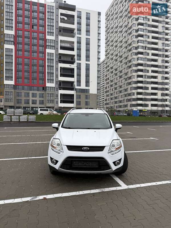 Внедорожник / Кроссовер Ford Kuga 2012 в Киеве