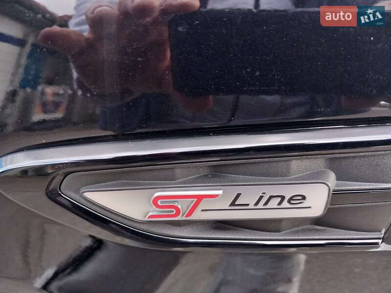 Внедорожник / Кроссовер Ford Kuga 2018 в Львове