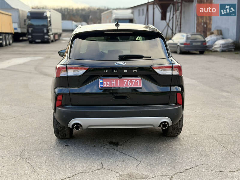 Позашляховик / Кросовер Ford Kuga 2022 в Вінниці