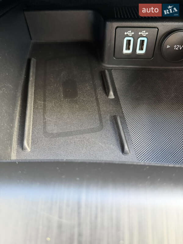 Позашляховик / Кросовер Ford Kuga 2022 в Вінниці