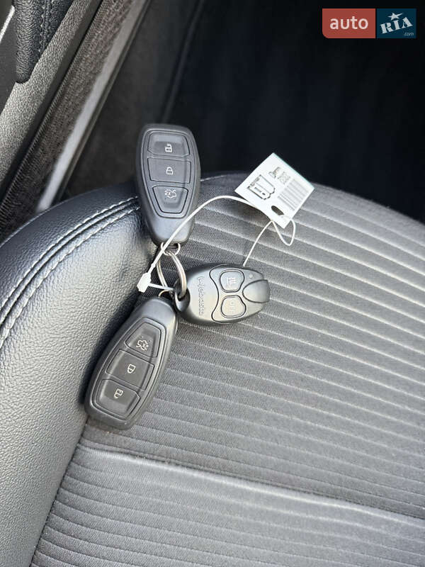 Позашляховик / Кросовер Ford Kuga 2022 в Вінниці