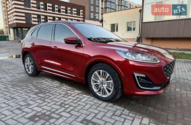 Позашляховик / Кросовер Ford Kuga 2020 в Києві