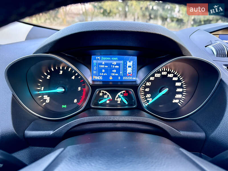 Позашляховик / Кросовер Ford Kuga 2014 в Дубні