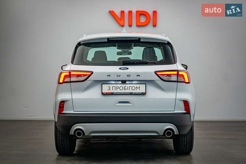 Позашляховик / Кросовер Ford Kuga 2021 в Києві