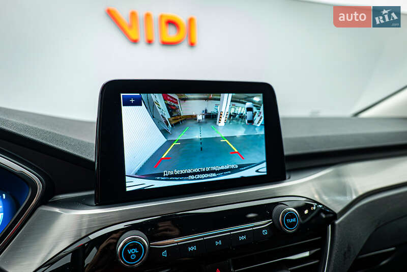 Позашляховик / Кросовер Ford Kuga 2021 в Києві