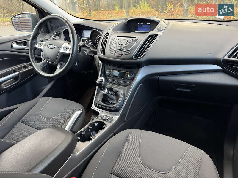 Позашляховик / Кросовер Ford Kuga 2016 в Львові фото 22 Позашляховик / Кросовер Ford Kuga 2016 в Львові