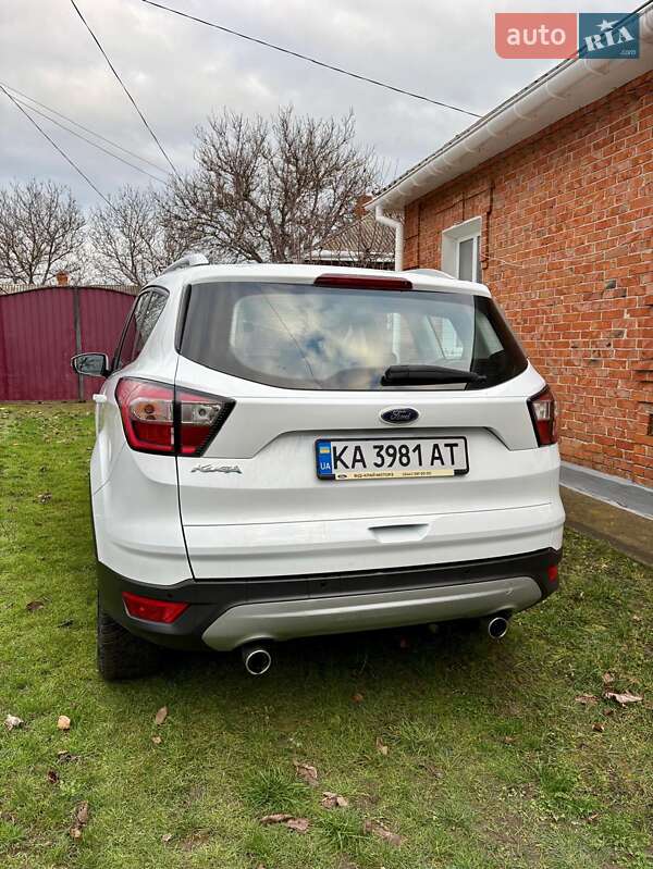 Позашляховик / Кросовер Ford Kuga 2019 в Одесі