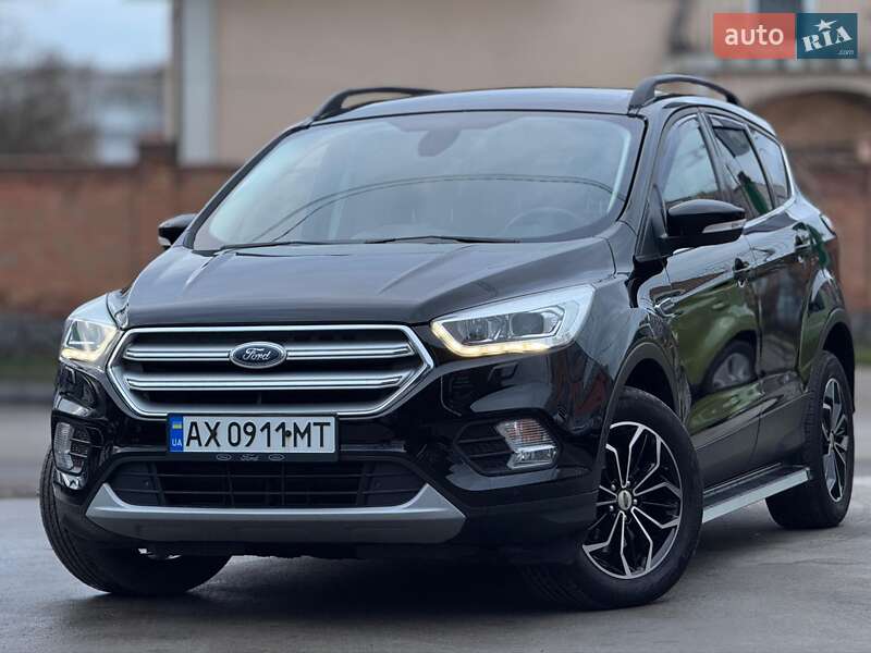 Позашляховик / Кросовер Ford Kuga 2019 в Бердичеві