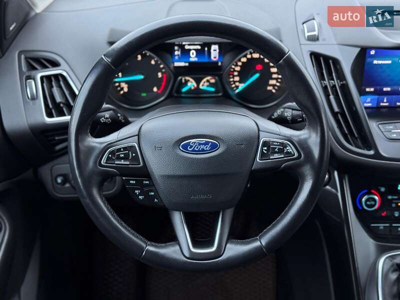 Позашляховик / Кросовер Ford Kuga 2019 в Бердичеві