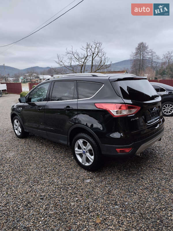 Внедорожник / Кроссовер Ford Kuga 2013 в Ивано-Франковске