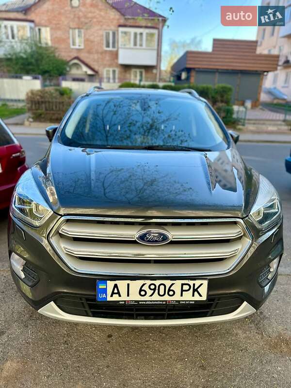Ford Kuga 2019