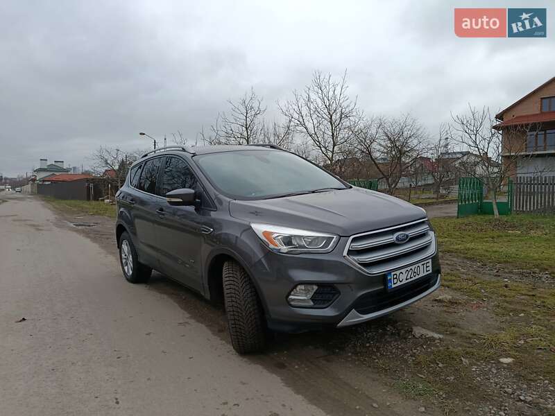 Внедорожник / Кроссовер Ford Kuga 2016 в Львове фото 2 Внедорожник / Кроссовер Ford Kuga 2016 в Львове
