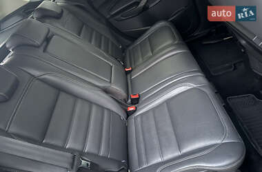Позашляховик / Кросовер Ford Kuga 2019 в Мукачевому