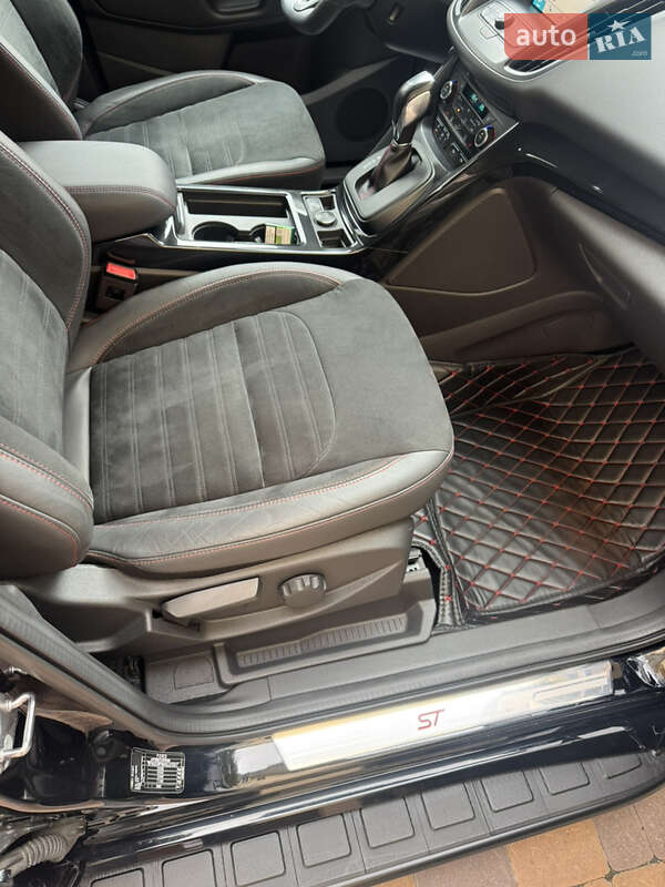 Внедорожник / Кроссовер Ford Kuga 2019 в Киеве фото 46 Внедорожник / Кроссовер Ford Kuga 2019 в Киеве