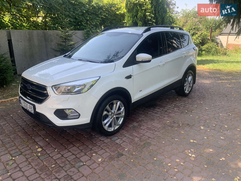 Позашляховик / Кросовер Ford Kuga 2017 в Львові фото 4 Позашляховик / Кросовер Ford Kuga 2017 в Львові