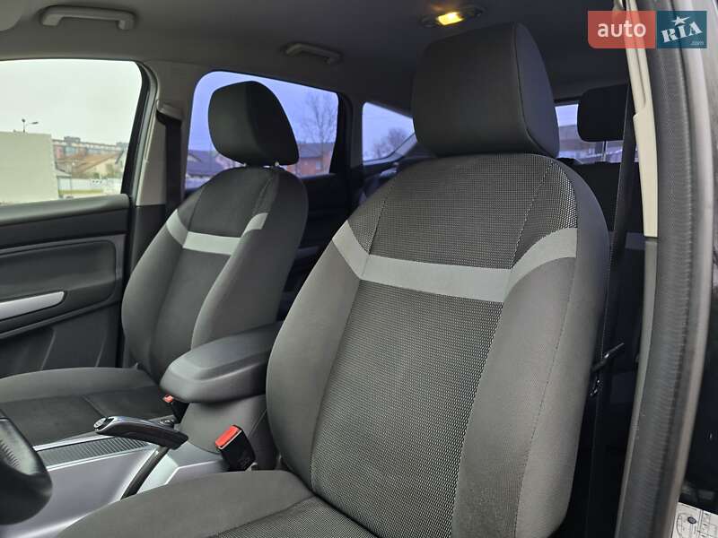 Внедорожник / Кроссовер Ford Kuga 2012 в Хмельницком фото 49 Внедорожник / Кроссовер Ford Kuga 2012 в Хмельницком