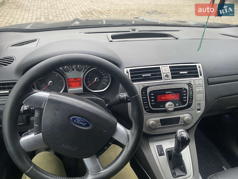 Позашляховик / Кросовер Ford Kuga 2011 в Рівному