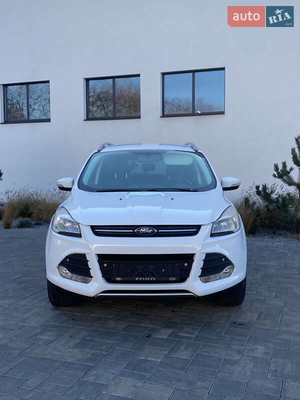 Позашляховик / Кросовер Ford Kuga 2013 в Луцьку