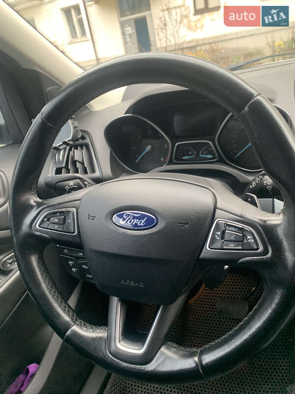 Позашляховик / Кросовер Ford Kuga 2017 в Львові фото 19 Позашляховик / Кросовер Ford Kuga 2017 в Львові