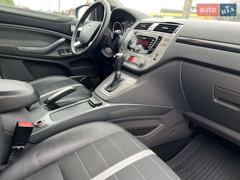 Позашляховик / Кросовер Ford Kuga 2011 в Ізяславі