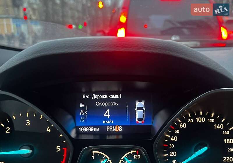 Внедорожник / Кроссовер Ford Kuga 2016 в Киеве