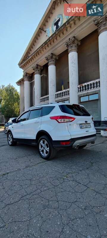 Позашляховик / Кросовер Ford Kuga 2014 в Синельниковому