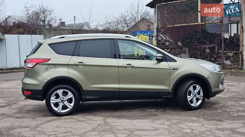 Позашляховик / Кросовер Ford Kuga 2013 в Чернігові
