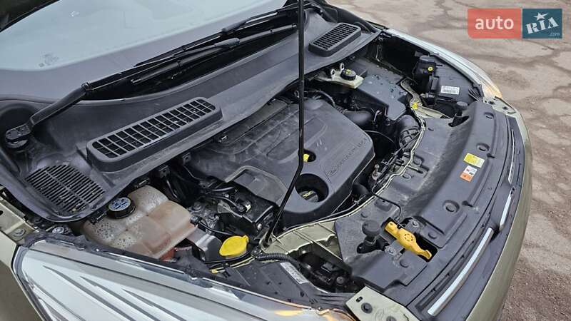 Позашляховик / Кросовер Ford Kuga 2013 в Чернігові