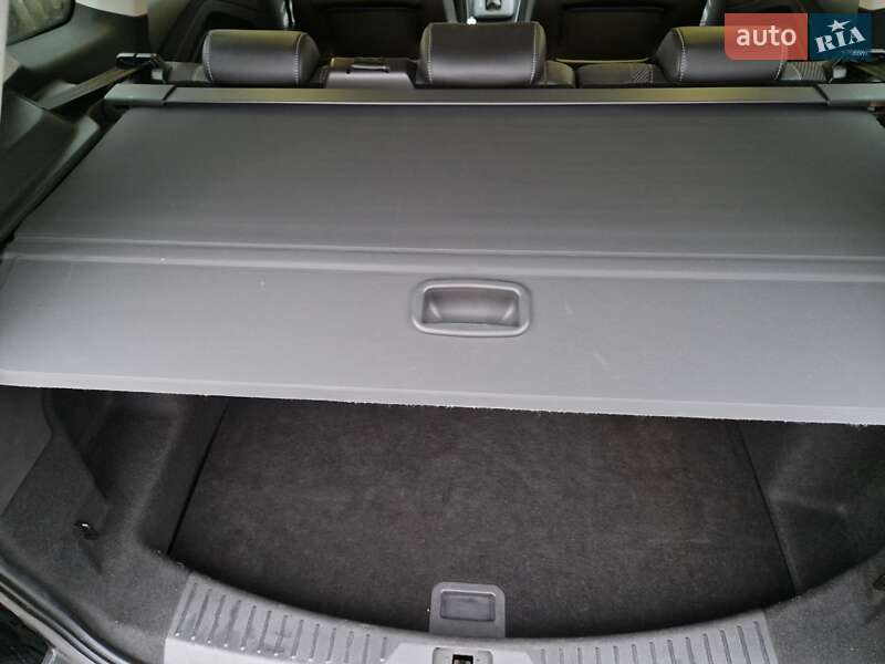Позашляховик / Кросовер Ford Kuga 2016 в Києві фото 14 Позашляховик / Кросовер Ford Kuga 2016 в Києві