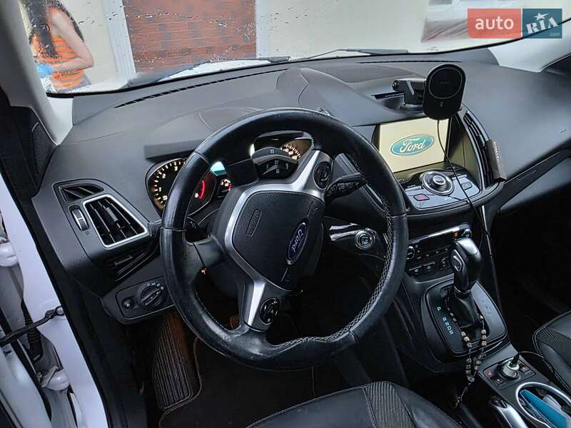 Внедорожник / Кроссовер Ford Kuga 2015 в Львове фото 4 Внедорожник / Кроссовер Ford Kuga 2015 в Львове