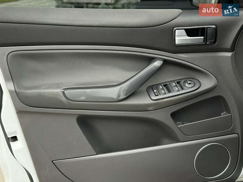 Внедорожник / Кроссовер Ford Kuga 2010 в Киеве фото 14 Внедорожник / Кроссовер Ford Kuga 2010 в Киеве