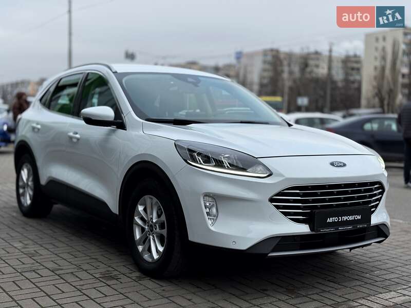 Внедорожник / Кроссовер Ford Kuga 2020 в Киеве фото 9 Внедорожник / Кроссовер Ford Kuga 2020 в Киеве