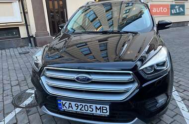 Позашляховик / Кросовер Ford Kuga 2019 в Івано-Франківську