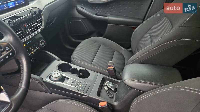 Внедорожник / Кроссовер Ford Kuga 2020 в Мукачево фото 21 Внедорожник / Кроссовер Ford Kuga 2020 в Мукачево