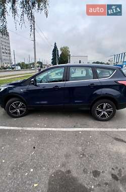 Позашляховик / Кросовер Ford Kuga 2019 в Чернігові