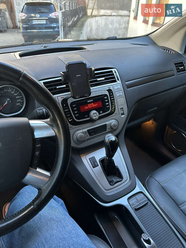 Позашляховик / Кросовер Ford Kuga 2012 в Києві