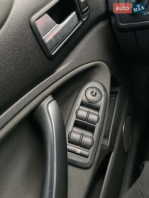 Позашляховик / Кросовер Ford Kuga 2009 в Звягелі