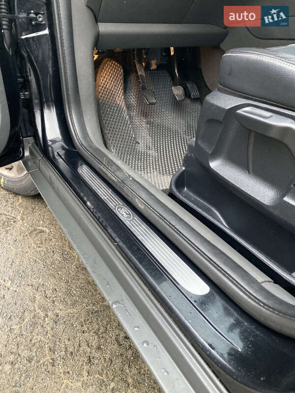 Позашляховик / Кросовер Ford Kuga 2009 в Звягелі