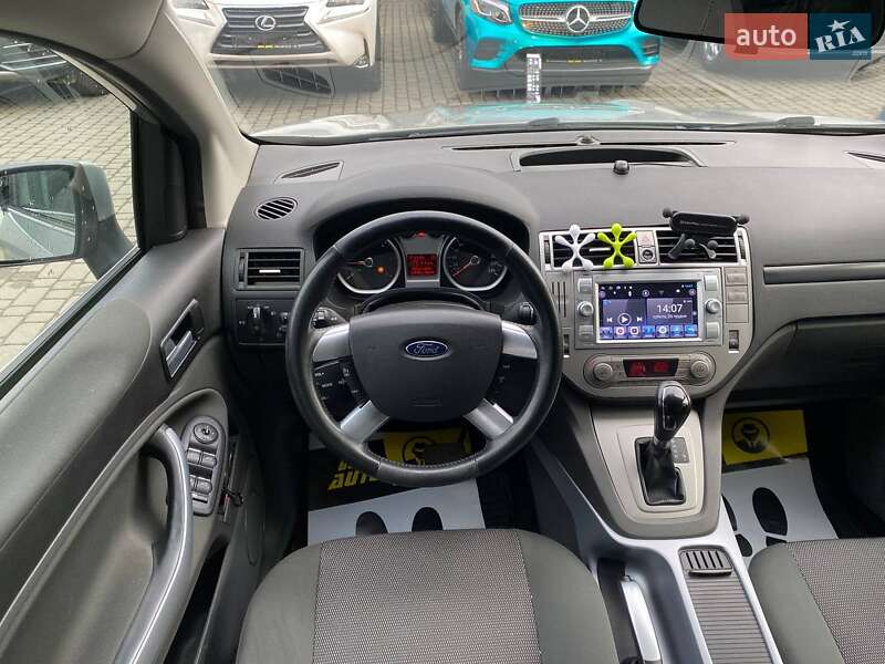 Внедорожник / Кроссовер Ford Kuga 2010 в Ивано-Франковске