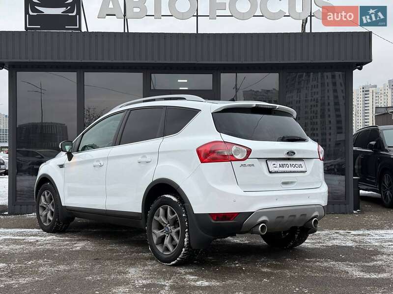 Позашляховик / Кросовер Ford Kuga 2012 в Києві