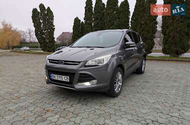 Внедорожник / Кроссовер Ford Kuga 2014 в Дубно
