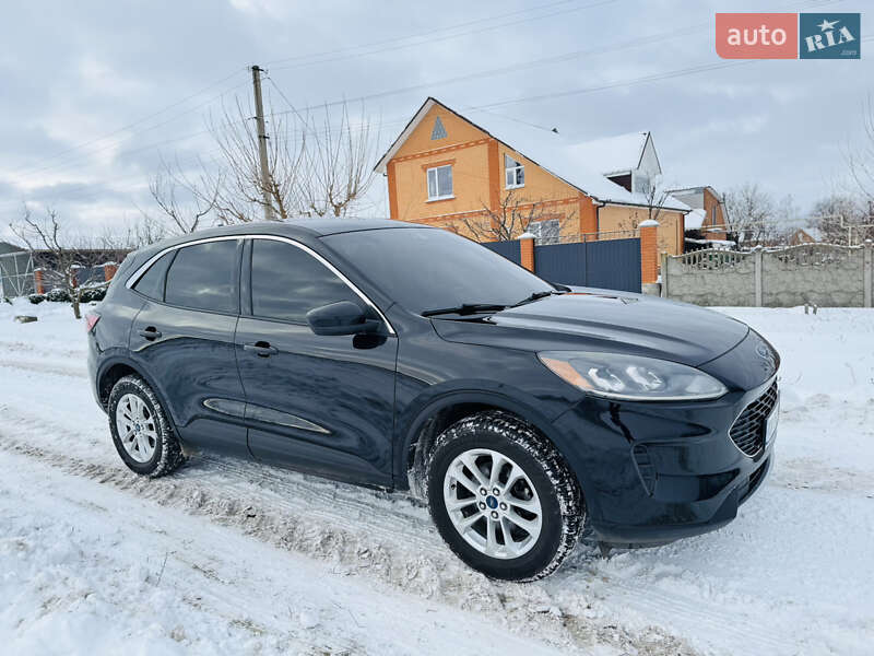Ford Kuga 2021