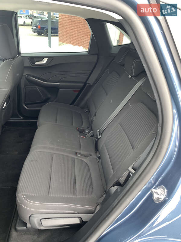 Позашляховик / Кросовер Ford Kuga 2023 в Харкові