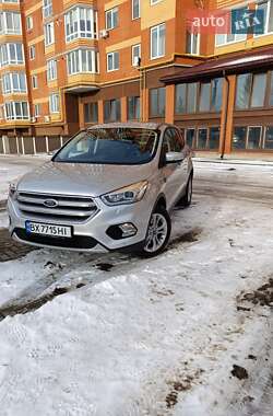 Внедорожник / Кроссовер Ford Kuga 2018 в Хмельницком