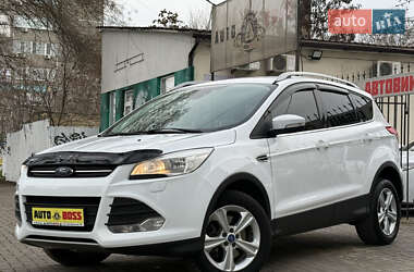 Позашляховик / Кросовер Ford Kuga 2016 в Миколаєві