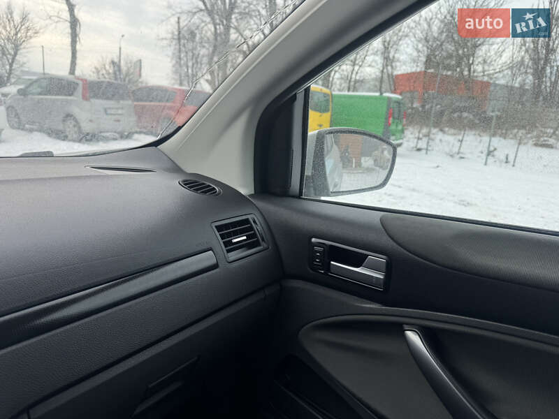 Позашляховик / Кросовер Ford Kuga 2011 в Хмельницькому фото 33 Позашляховик / Кросовер Ford Kuga 2011 в Хмельницькому