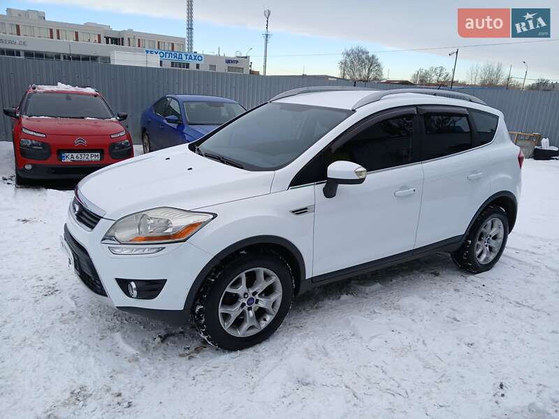 Внедорожник / Кроссовер Ford Kuga 2011 в Киеве