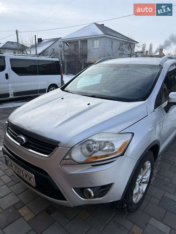 Внедорожник / Кроссовер Ford Kuga 2011 в Черкассах